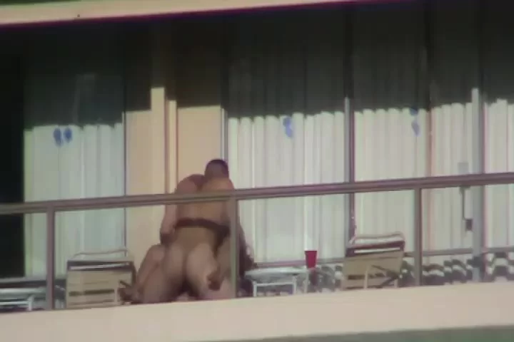 Voyeur Caught on Camera Amateur Couple Makes Sex on Balcony